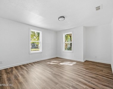 2217 Franklin Street - Photo Thumbnail 10
