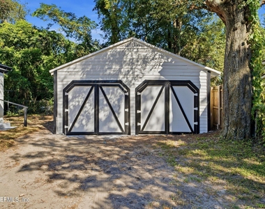 2217 Franklin Street - Photo Thumbnail 16