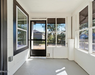 2217 Franklin Street - Photo Thumbnail 1