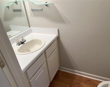 2010 Whitestone Place - Photo Thumbnail 16