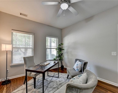 7040 Silk Tree Pointe - Photo Thumbnail 5
