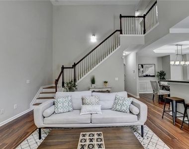 7040 Silk Tree Pointe - Photo Thumbnail 23