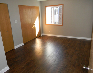 10608 Brooks Lane - Photo Thumbnail 6