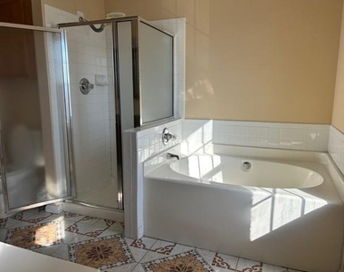 3319 Vintage Pointe Court - Photo Thumbnail 11