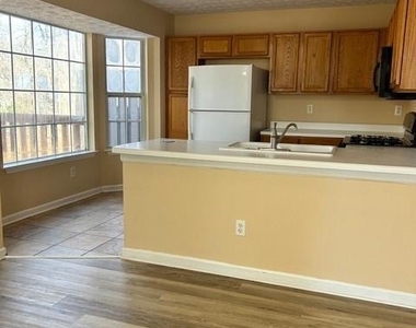 3319 Vintage Pointe Court - Photo Thumbnail 1