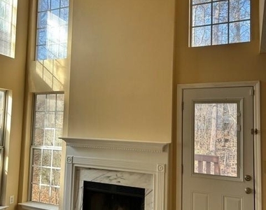 3319 Vintage Pointe Court - Photo Thumbnail 2