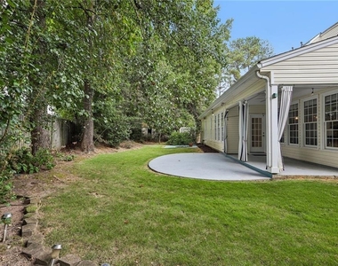 225 W Brookhollow Court - Photo Thumbnail 51