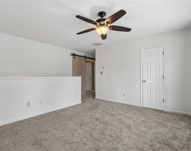225 W Brookhollow Court - Photo Thumbnail 34