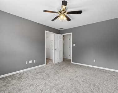 225 W Brookhollow Court - Photo Thumbnail 43