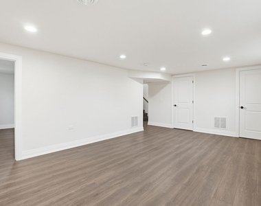 1430 E Emmerson Lane - Photo Thumbnail 21