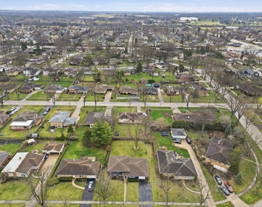 1430 E Emmerson Lane - Photo Thumbnail 31