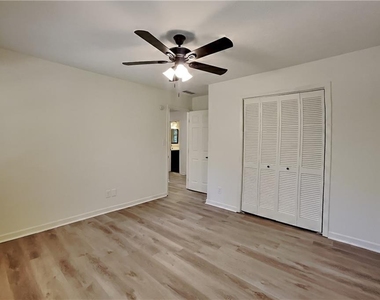 1337 Arlene Court Sw - Photo Thumbnail 14