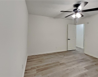 1337 Arlene Court Sw - Photo Thumbnail 17