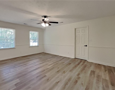 1337 Arlene Court Sw - Photo Thumbnail 10