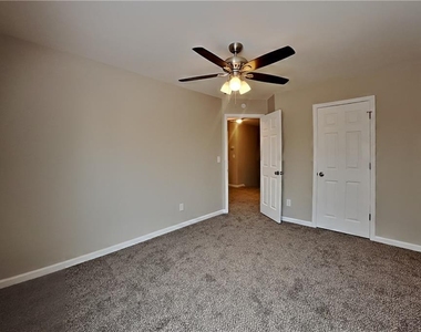 1631 Hedington Court - Photo Thumbnail 11