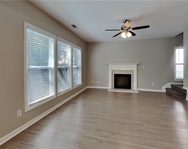 1631 Hedington Court - Photo Thumbnail 3