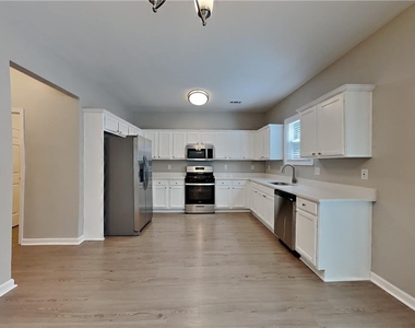 1631 Hedington Court - Photo Thumbnail 4