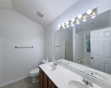 5873 Riverside Walk Drive - Photo Thumbnail 8