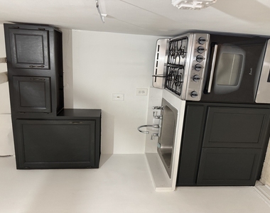 6225 N Kenmore Avenue - Photo Thumbnail 2
