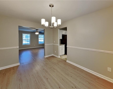 81 Ragen Court - Photo Thumbnail 5