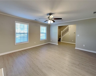 81 Ragen Court - Photo Thumbnail 2