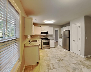 81 Ragen Court - Photo Thumbnail 3