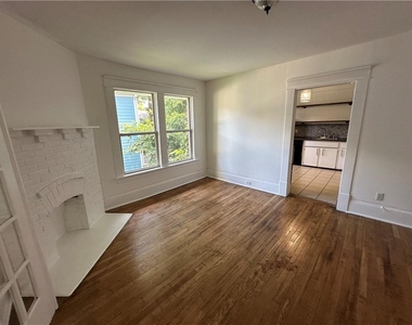 1480 South Gordon Street Sw - Photo Thumbnail 6