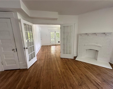 1480 South Gordon Street Sw - Photo Thumbnail 7