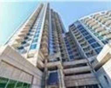 400 W Peachtree Street Nw - Photo Thumbnail 1