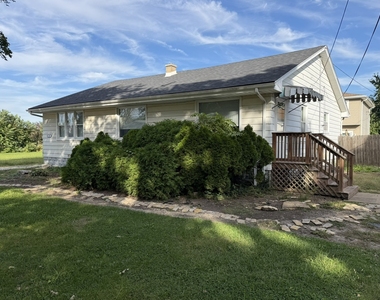 620 N State Street - Photo Thumbnail 1