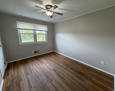 620 N State Street - Photo Thumbnail 11