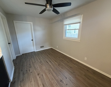 620 N State Street - Photo Thumbnail 7