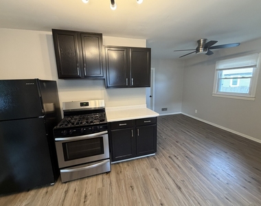 620 N State Street - Photo Thumbnail 8