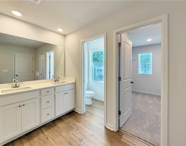 7477 Clover Lane - Photo Thumbnail 18