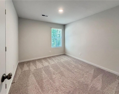 7477 Clover Lane - Photo Thumbnail 21