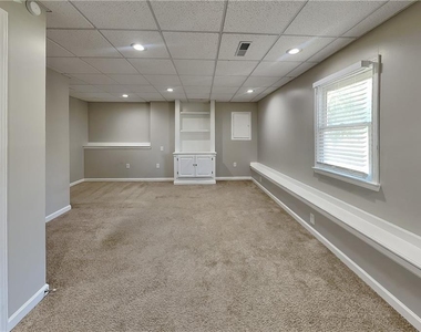 89 Silverthorne Circle - Photo Thumbnail 17