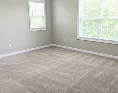 5855 Crestwick Way - Photo Thumbnail 9