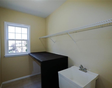 329 Coddington Court - Photo Thumbnail 25
