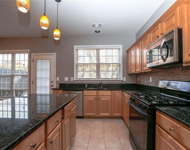 329 Coddington Court - Photo Thumbnail 21