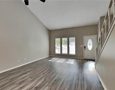 5025 Bent Creek Court - Photo Thumbnail 1