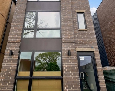 4611 S Saint Lawrence Avenue - Photo Thumbnail 19