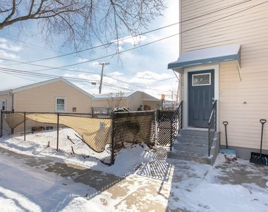 4055 Prairie Avenue - Photo Thumbnail 12