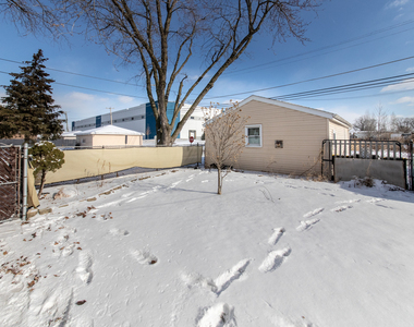 4055 Prairie Avenue - Photo Thumbnail 10