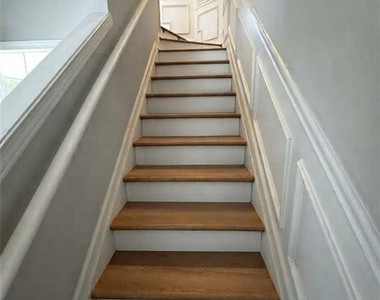 1108 Thornborough Drive - Photo Thumbnail 4