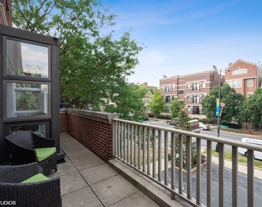 2757 N Wayne Avenue - Photo Thumbnail 9