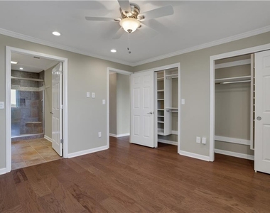 300 Johnson Ferry Road Ne - Photo Thumbnail 18