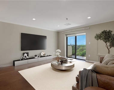 300 Johnson Ferry Road Ne - Photo Thumbnail 1