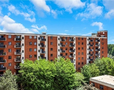 300 Johnson Ferry Road Ne - Photo Thumbnail 30