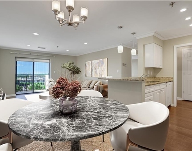 300 Johnson Ferry Road Ne - Photo Thumbnail 5