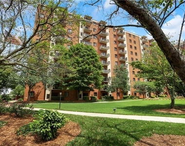 300 Johnson Ferry Road Ne - Photo Thumbnail 33